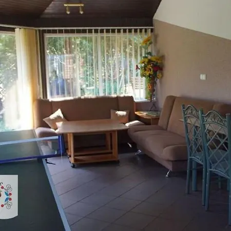 Lavish With Private Pool * Zgorzale
